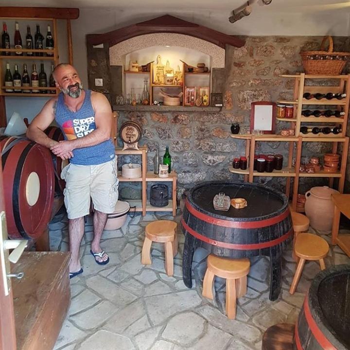 Seoski Turizam Melovic Rozanstvo Bagian luar foto