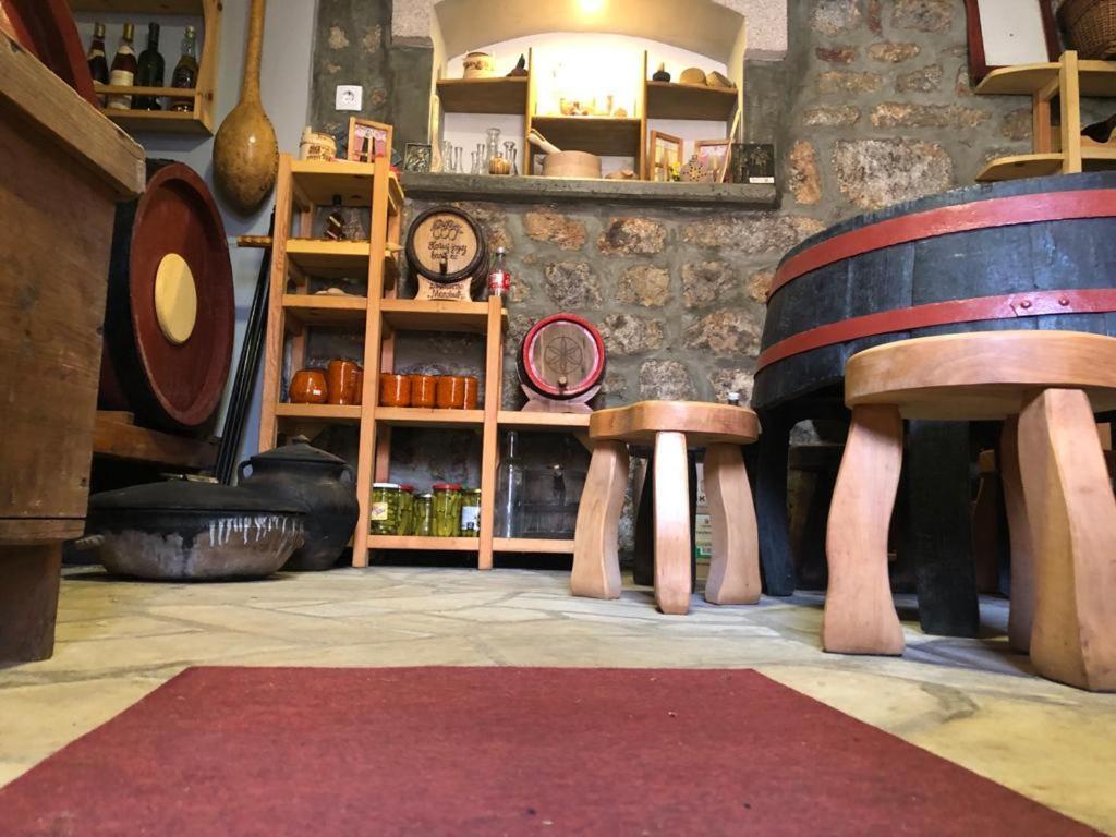 Seoski Turizam Melovic Rozanstvo Bagian luar foto
