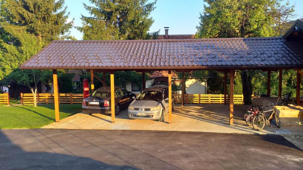 Seoski Turizam Melovic Rozanstvo Bagian luar foto