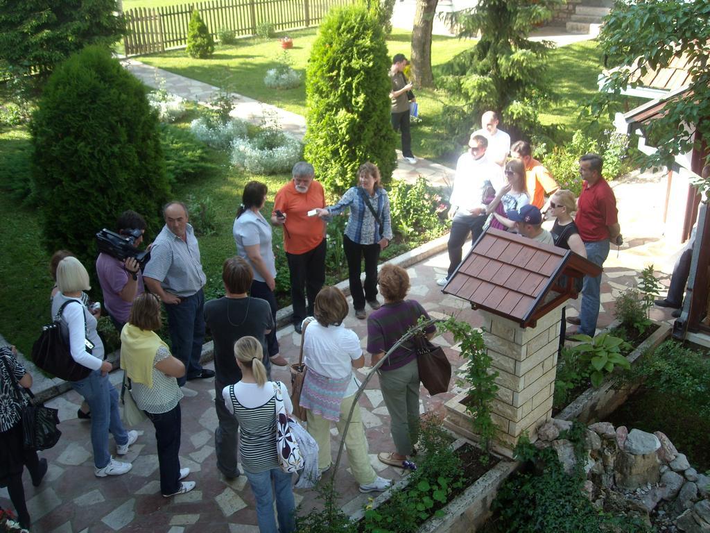 Seoski Turizam Melovic Rozanstvo Bagian luar foto