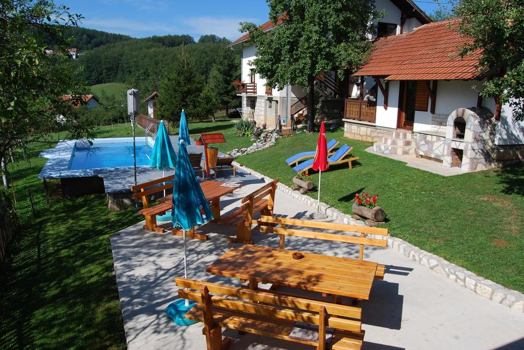 Seoski Turizam Melovic Rozanstvo Bagian luar foto