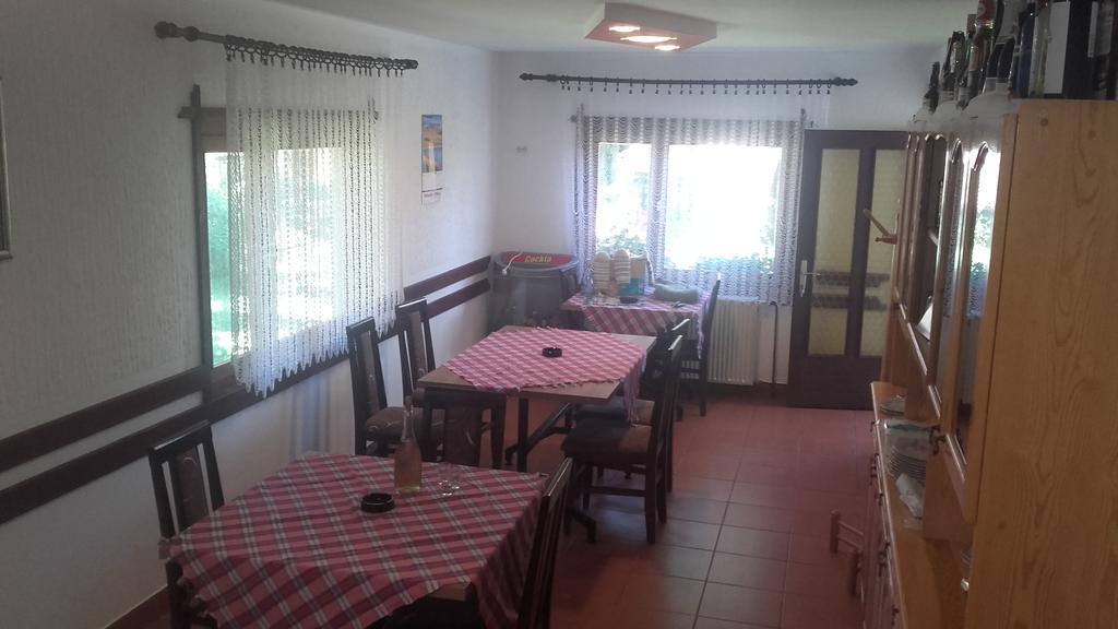 Seoski Turizam Melovic Rozanstvo Bagian luar foto